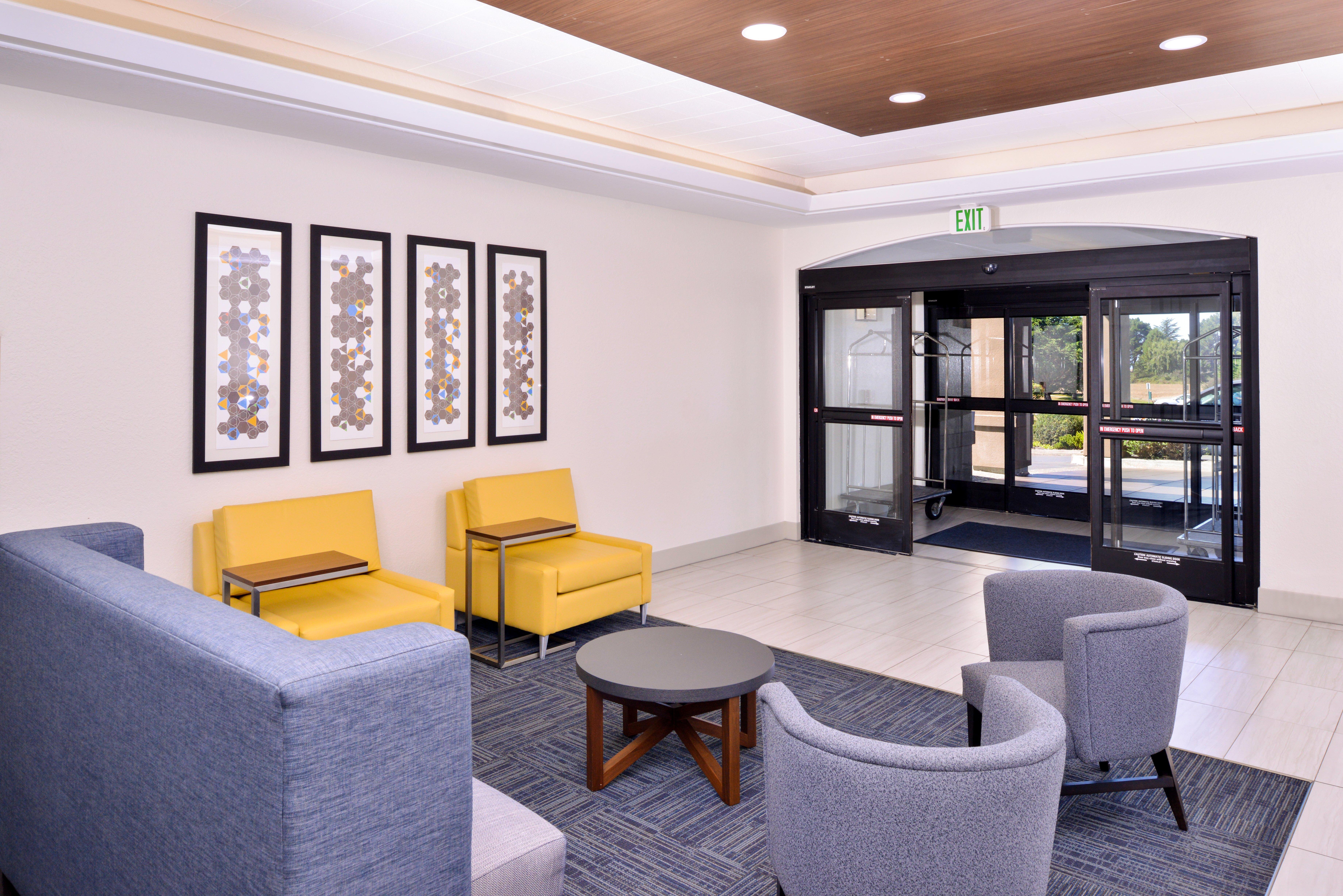 Holiday Inn Express Hotel & Suites Arcata/Eureka-Airport Area By Ihg МакКинливил Екстериор снимка